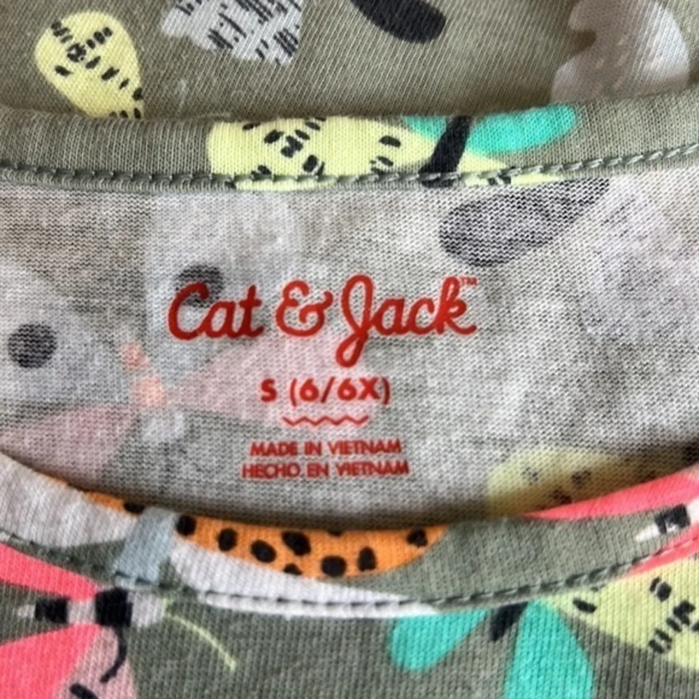CHILDREN’S‎ CAT AND JACK DRESSE SIZE 6/6X NEW WITHOUT TAGS